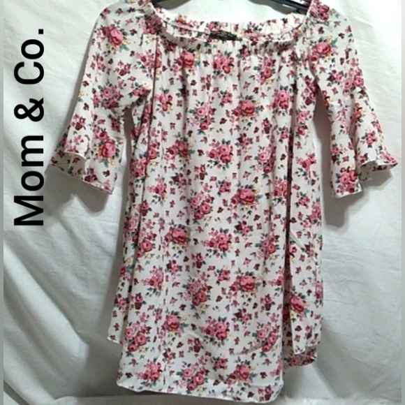 Mom & Co. Tops - SALE! Mom & Co. Maternity Top Sz.S Couple Fixable Flaws (BX82)